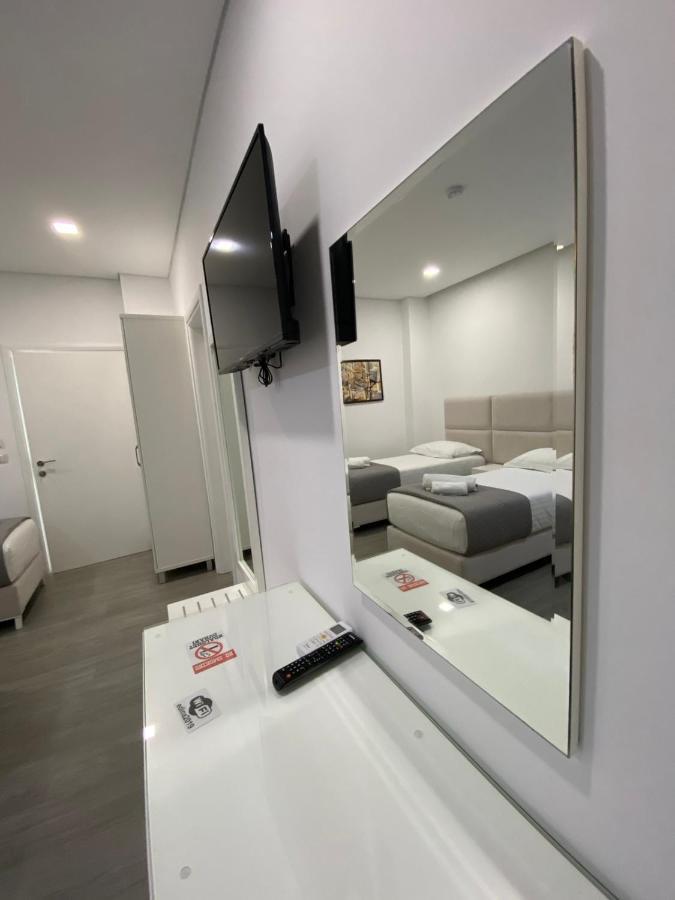 Edina By Hp Hotel Sarandë Eksteriør bilde