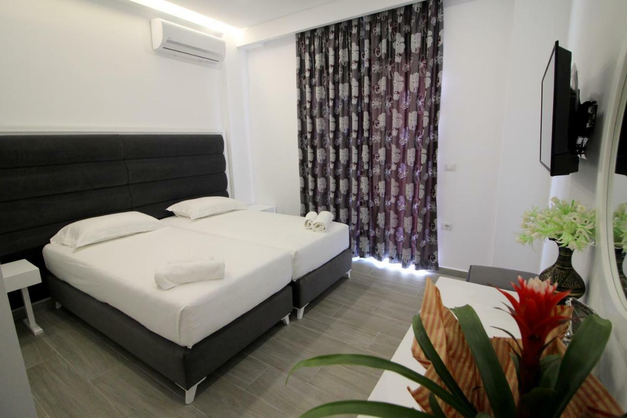 Edina By Hp Hotel Sarandë Eksteriør bilde