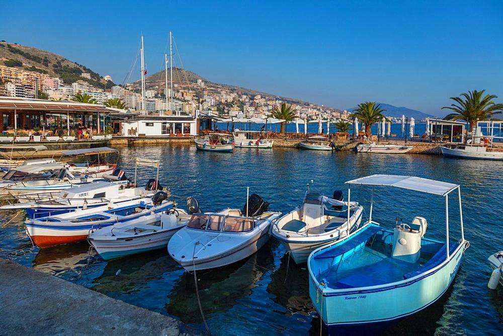 Edina By Hp Hotel Sarandë Eksteriør bilde