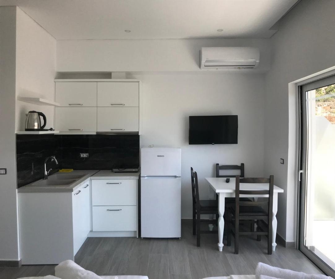 Edina By Hp Hotel Sarandë Eksteriør bilde